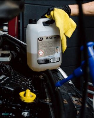 Καθαριστικό κινητήρα,μοκετών και άλλων επιφανειών K2 AKRA 5l